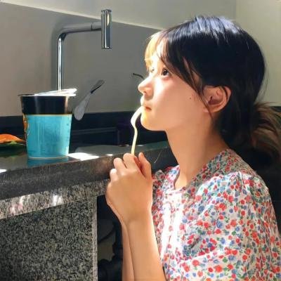 丽西玛与谢拉